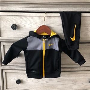 Nike Baby Boys Jacket & Jogger Set